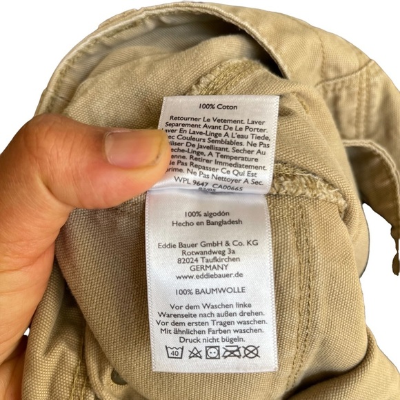 Eddie Bauer Specially Dry Khaki Cargo Short Size: 33 - Picture 4 of 7